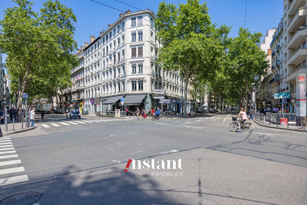 Exclusivité – Local commercial SAXE GAMBETTA 100 m2