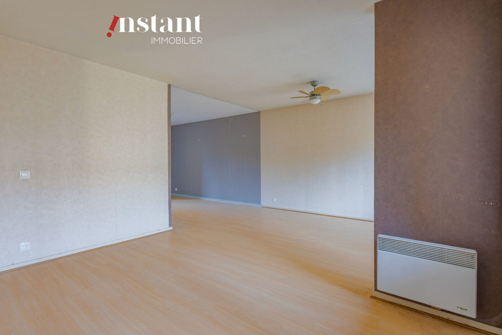 Appartement 4 pièces de 92 m2 à rénover