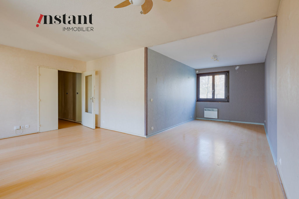 Appartement 4 pièces de 92 m2 à rénover